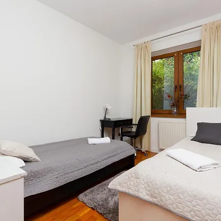 فندق House Cinema Experience Warsaw By Renters 3*