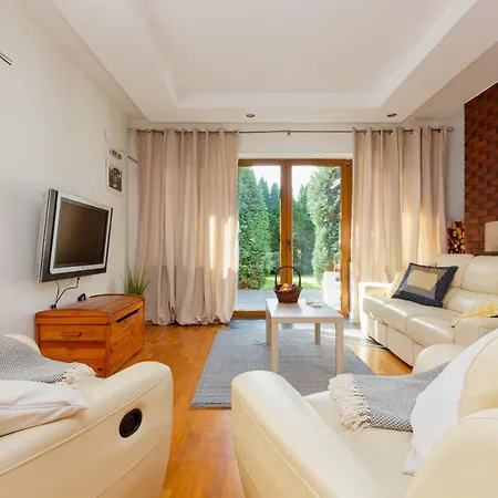 House Cinema Experience Warsaw By Renters فندق 3*